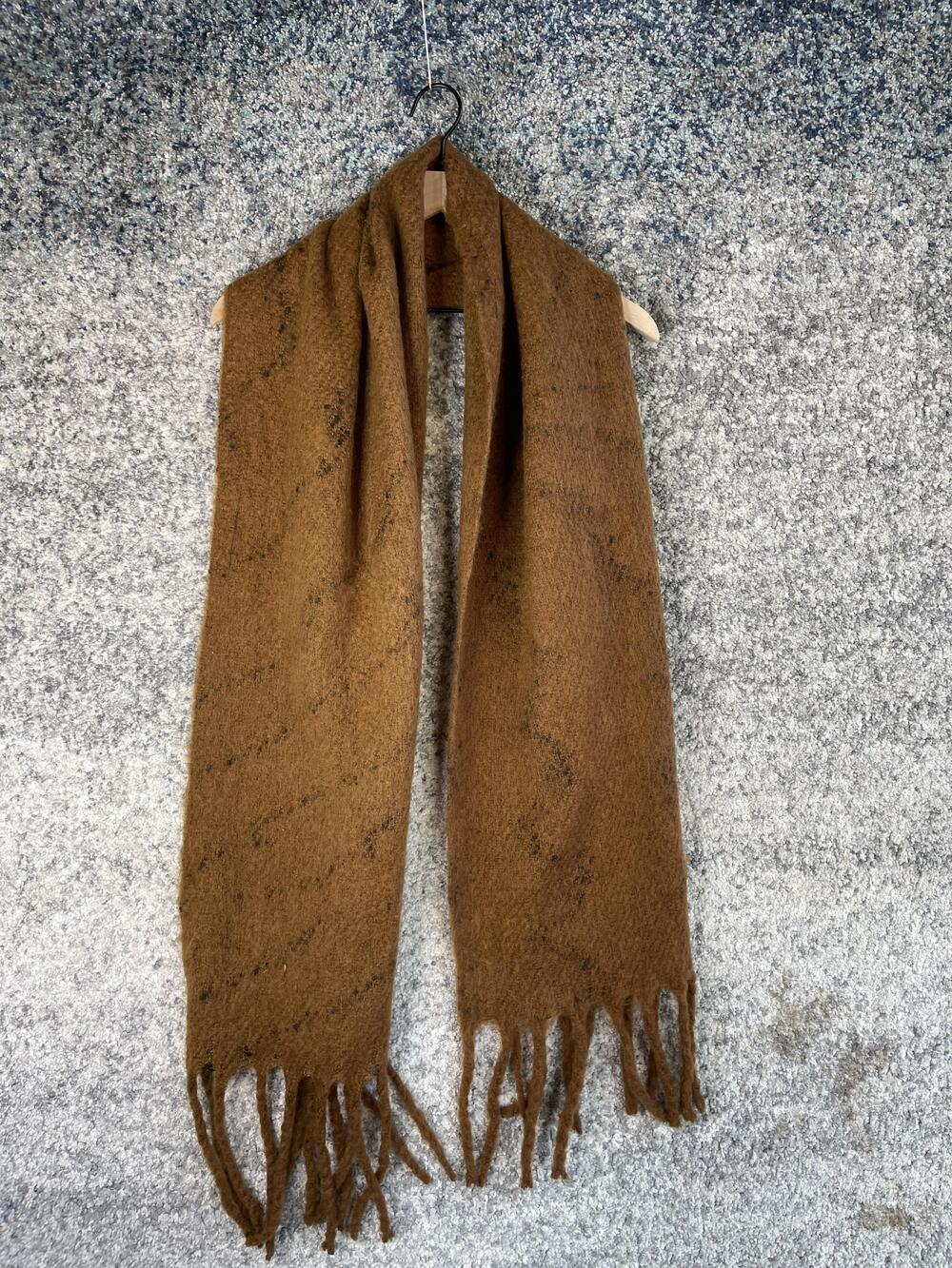 Urban Outfitters Scarf One Size Brown Fuzzy Brushed Fringe Knit Long